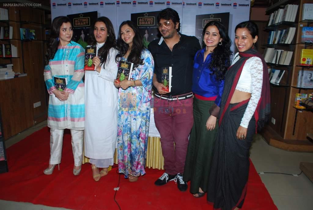 Simone Singh, Tisca Chopra, Maria Warsi at Tisca Chopra's book launch in Landmark, Mumbai on 18th Feb 2014