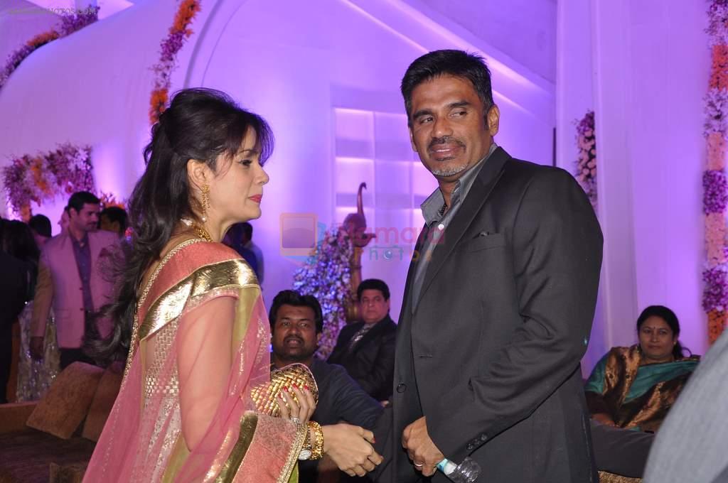 Sunil Shetty, Vidya Malvade at Miraj Group's Madan Paliwal's daughter Devdhooti and Vikas Purohit's reception in Udaipur on 18th Feb 2014