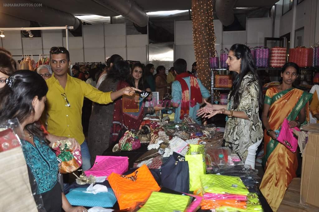 Vikram Phadnis at Araish Event hosted by Sharmila and Shaan Khanna in Mumbai on 25th Feb 2014