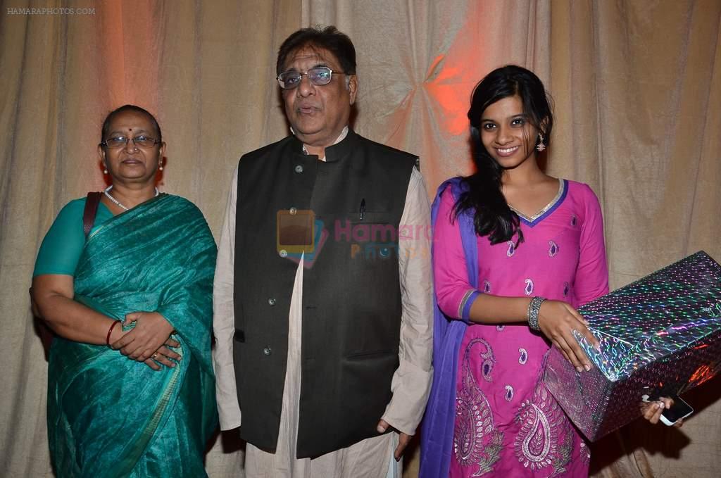 Aanjjan Srivastav at Rajiv and Megha's wedding reception in Sahara Star, Mumbai on 25th Feb 2014