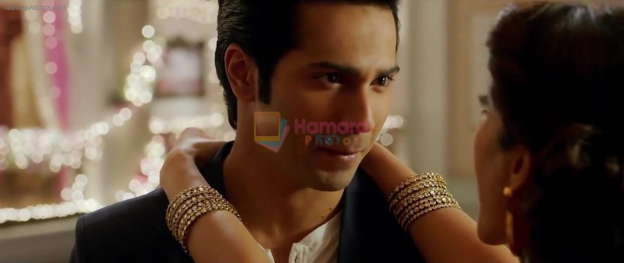 Varun Dhawan, Ileana D'Cruz in Main Tera Hero movie still