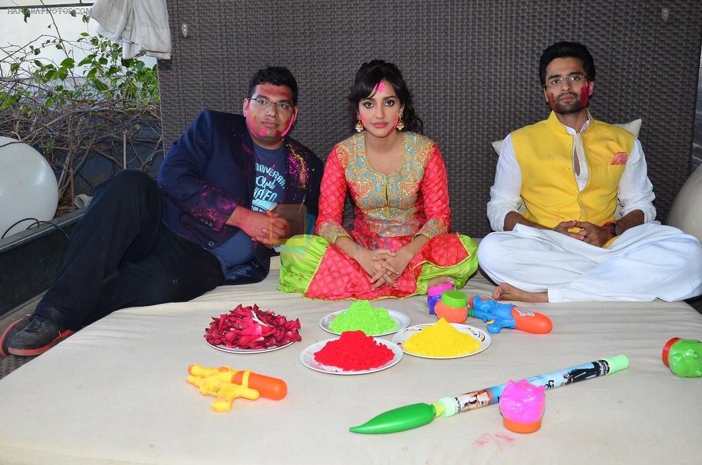Jackky Bhagnani, Neha Sharma, Kayoze Irani at Youngistaan Holi in Juhu, Mumbai on 8th March 2014