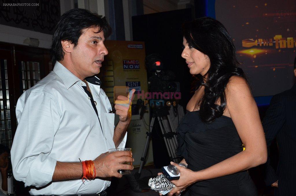 Pooja Bedi, Rahul Roy at Foodie Awards 2014 in ITC Grand Maratha, Mumbai on 10th March 2014