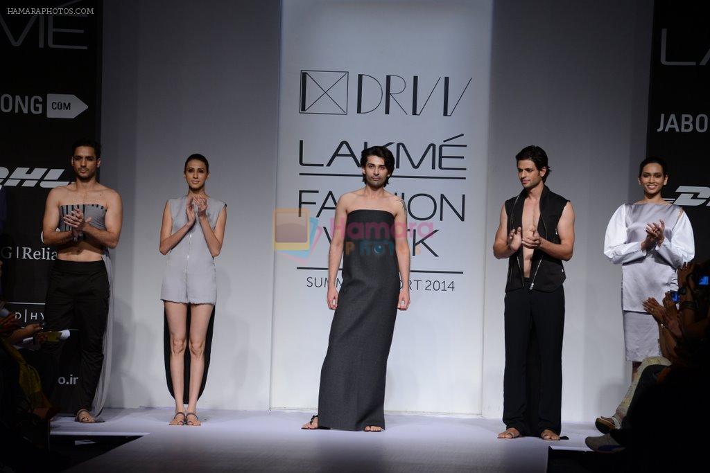 Model walk for Drvv Show at LFW 2014 Day 1 in Grand Hyatt, Mumbai on 12th March 2014