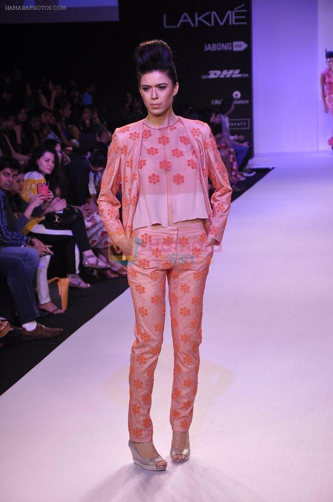 Model walk for ILK Show at LFW 2014 Day 2 in Grand Hyatt, Mumbai on ...