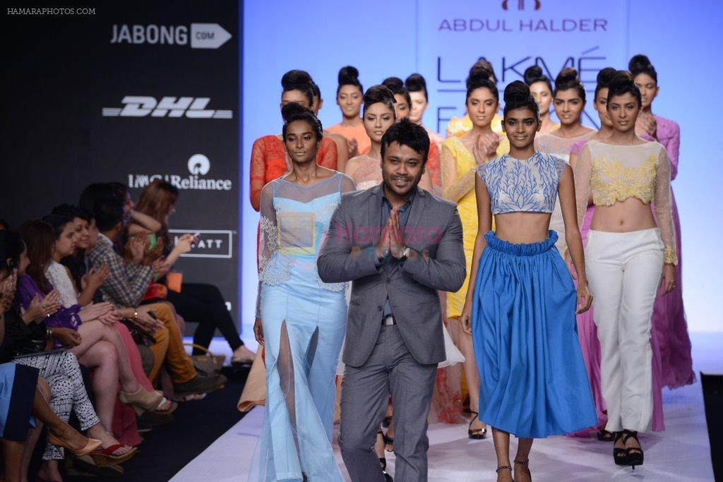 Model walk for Abdul Halder Show at LFW 2014 Day 2 in Grand Hyatt, Mumbai on 13th March 2014