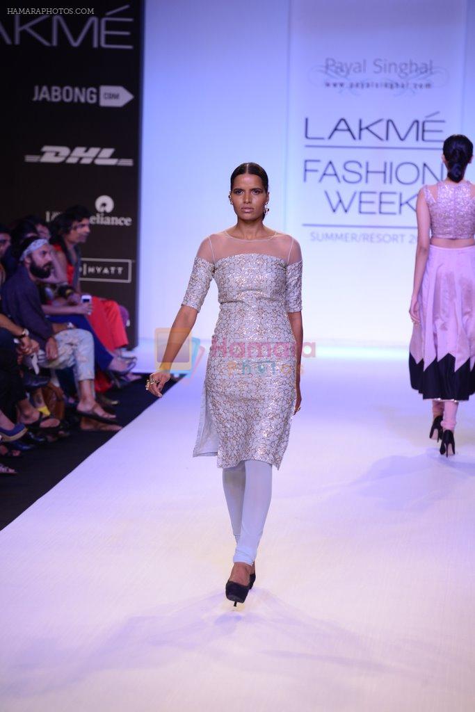 Model walk for Payal Singhal Show at LFW 2014 Day 2 in Grand Hyatt, Mumbai on 13th March 2014