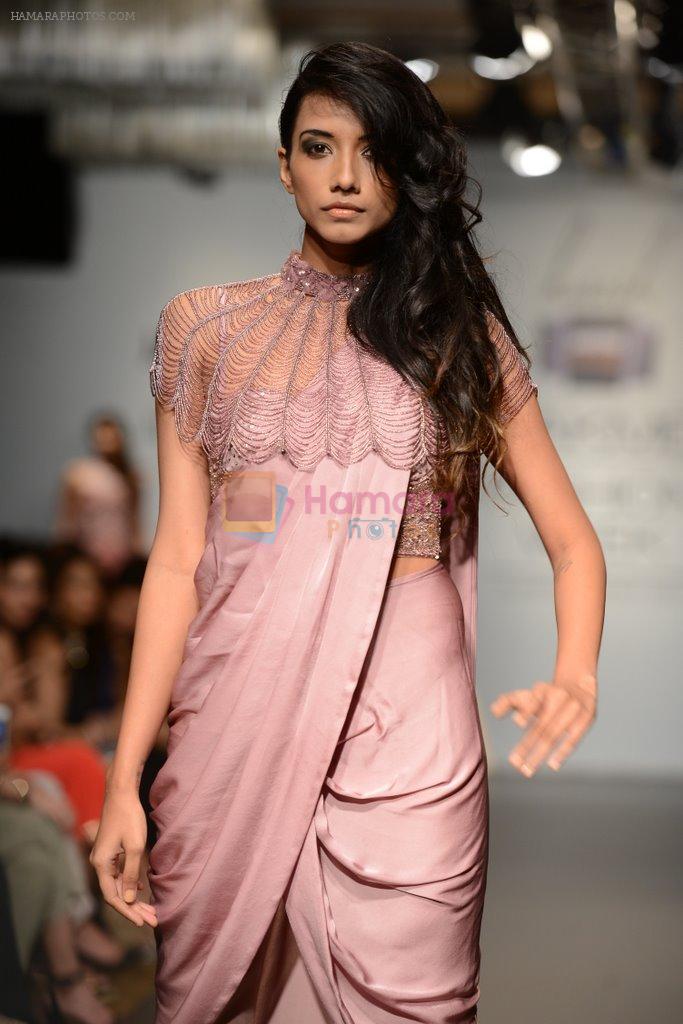 Model walk for Kresha Show at LFW 2014 Day 3 in Grand Hyatt, Mumbai on 14th March 2014