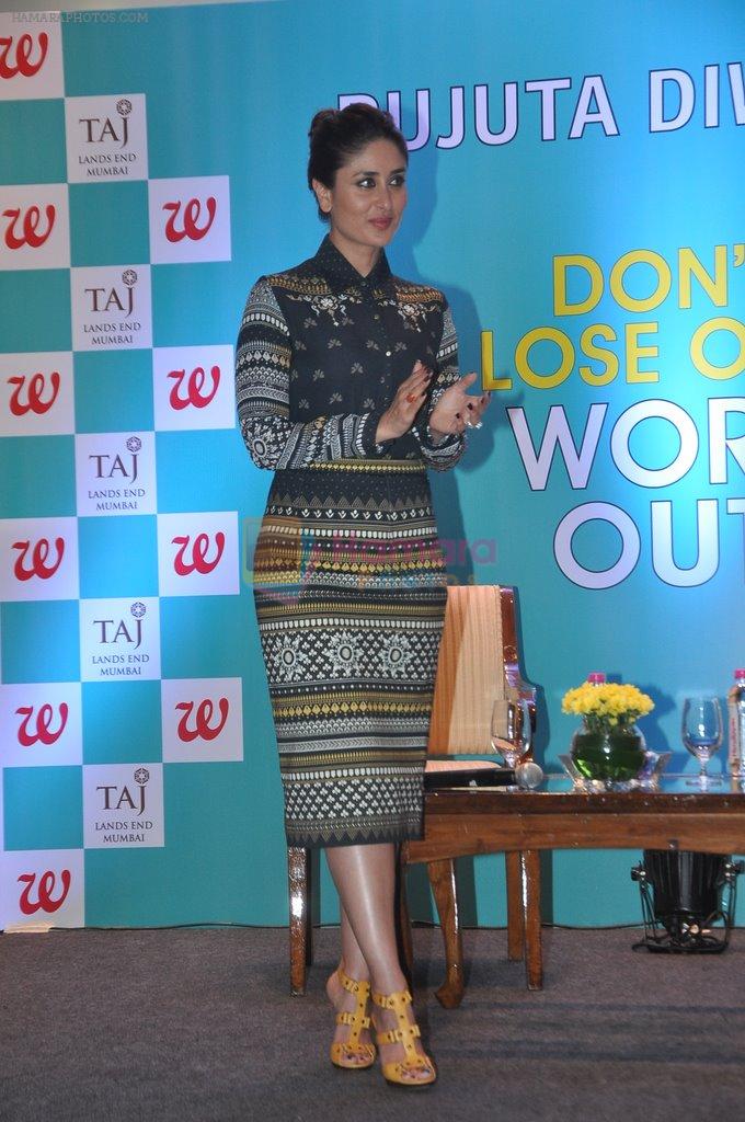 Kareena Kapoor at Rujuta Diwekar's book launch in Mumbai on 15th March 2014