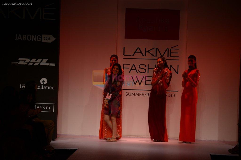 Model walk for Anushka Khanna Show at LFW 2014 Day 4 in Grand Hyatt, Mumbai on 15th March 2014