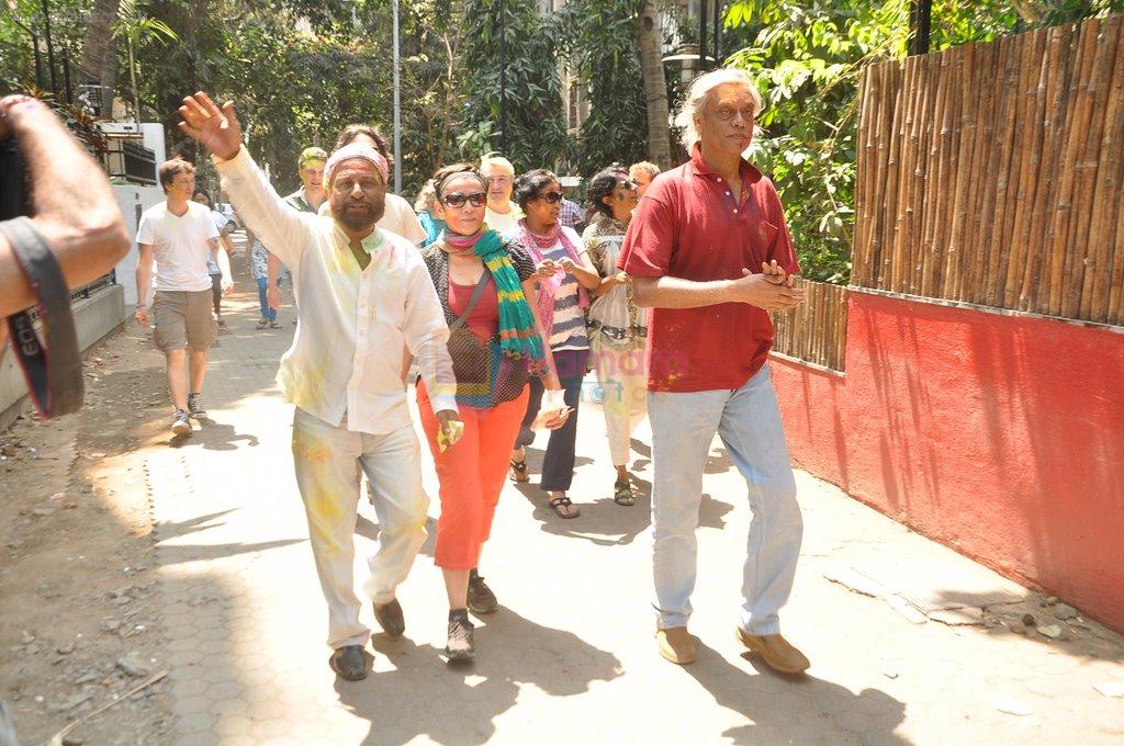 Sudhir Mishra, Ketan Mehta, Deepa Sahi at Shabana's Holi Celebration in Mumbai on 17th March 2014