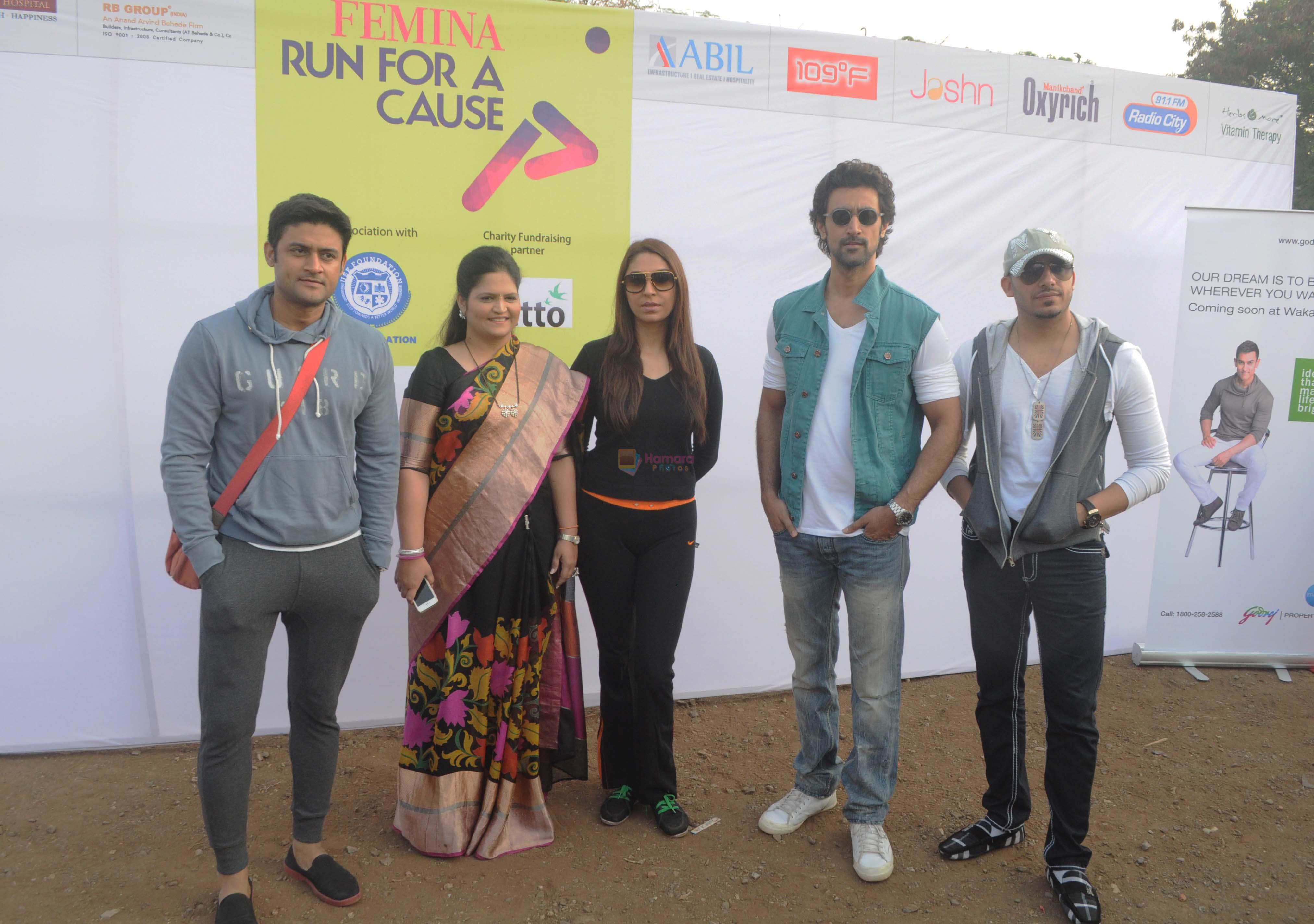 Manav Gohil, Usha Kakade, Pooja Mishra, Kunal Kapoor &  Ali Quli at the _Femina Marathon-Run to Save The Girl Child_
