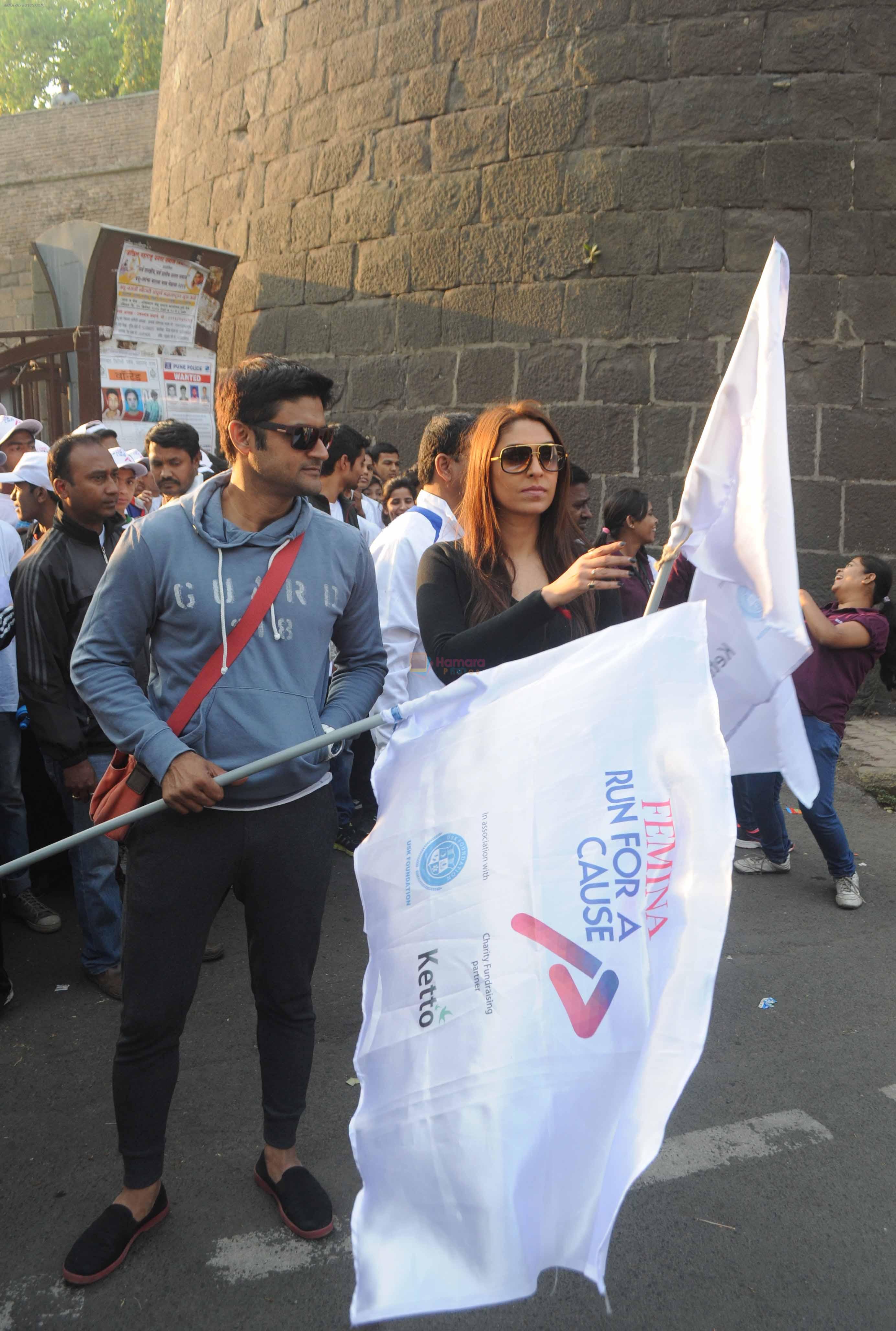 Manav Gohil & Pooja Mishra at the _Femina Marathon-Run to Save The Girl Child_