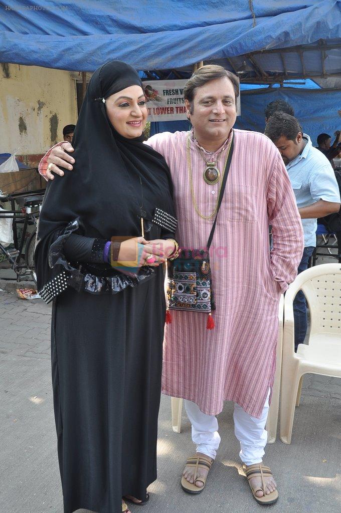 Upasana Singh, Manoj Joshi at Hume Toh Loot Liya on location in Andheri, Mumbai on 20th March 2014