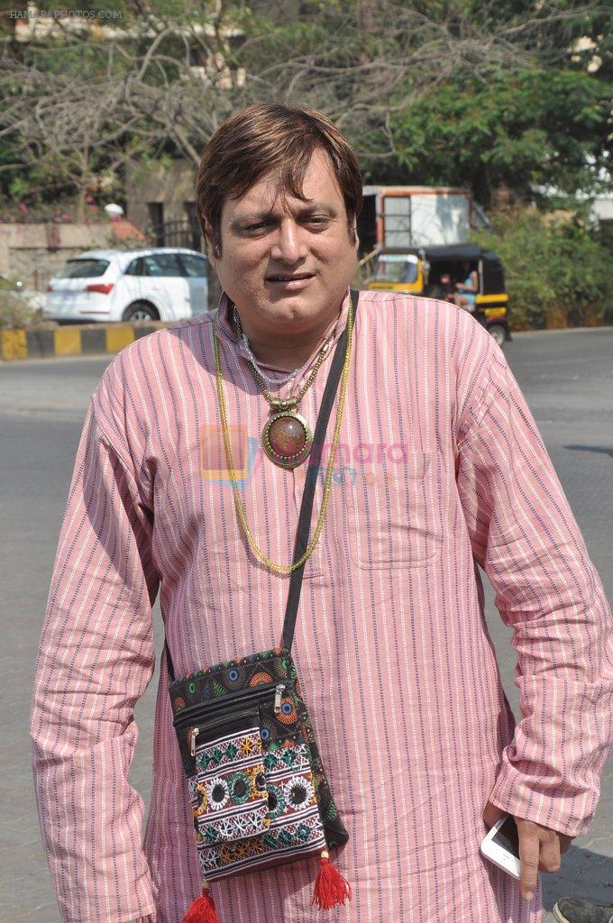 Manoj Joshi at Hume Toh Loot Liya on location in Andheri, Mumbai on 20th March 2014