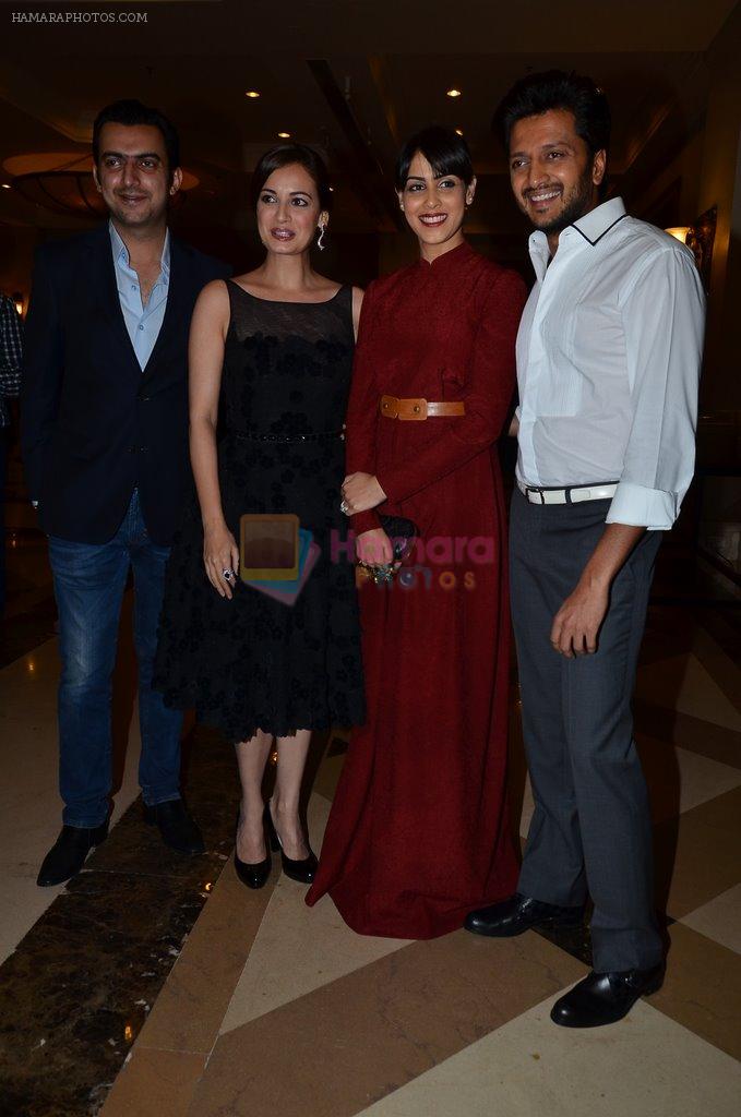 Dia Mirza, Genelia Deshmukh, Ritesh Deshmukh at Vashu Bhagnani's bash who completes 25 years in movie world in Marriott, Mumbai on 22nd March 2014