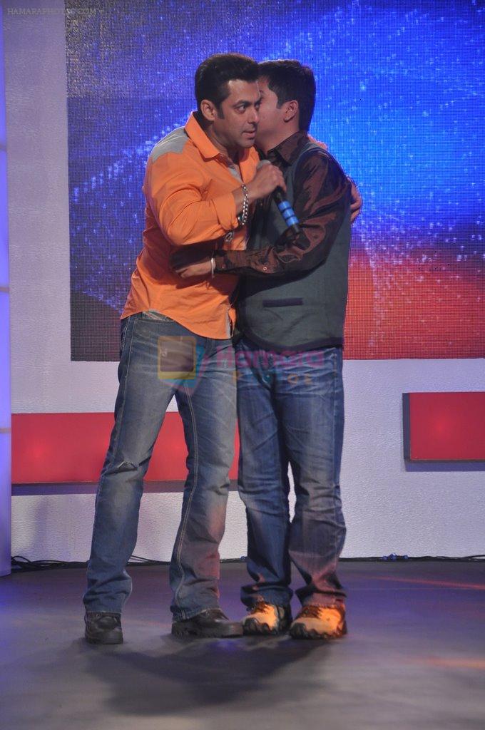 Salman Khan at CNN IBN Veer event in Lalit Hotel, Mumbai on 23rd March 2014