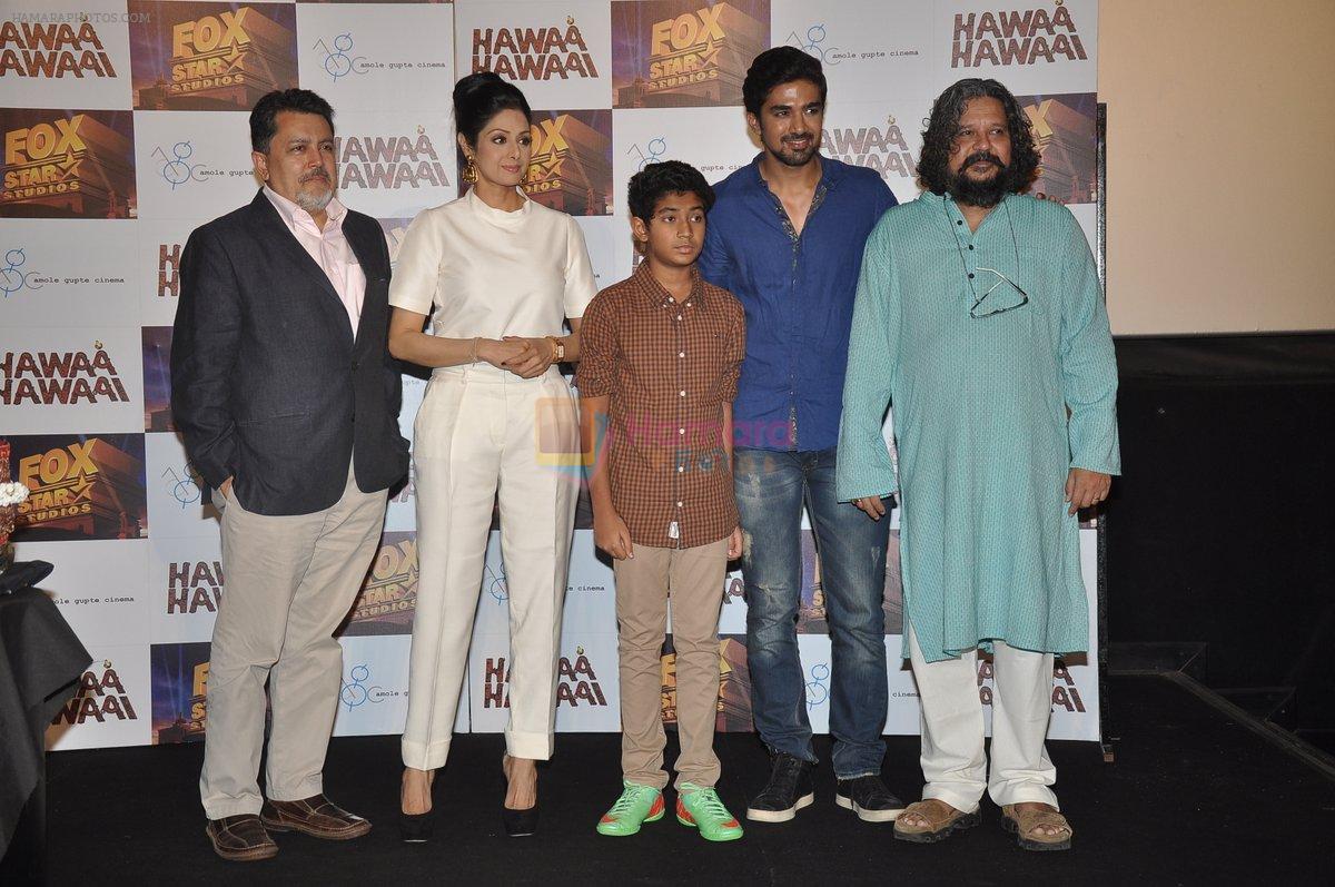 Partho Gupte, Sridevi, Amole Gupte, Saqib Saleem at First Look launch of Hawa Hawaai in Mumbai on 28th March 2014