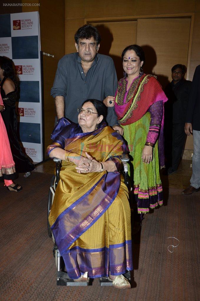 Tanvi Azmi at the red carpet for Manish Malhotra Show Men for Mijwan in Mumbai on 1st April 2014