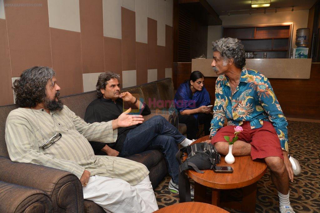 Vishal Bharadwaj, Amole Gupte Makrand Despande's Saturday Sunday film launch in Mumbai on 2nd April 2014