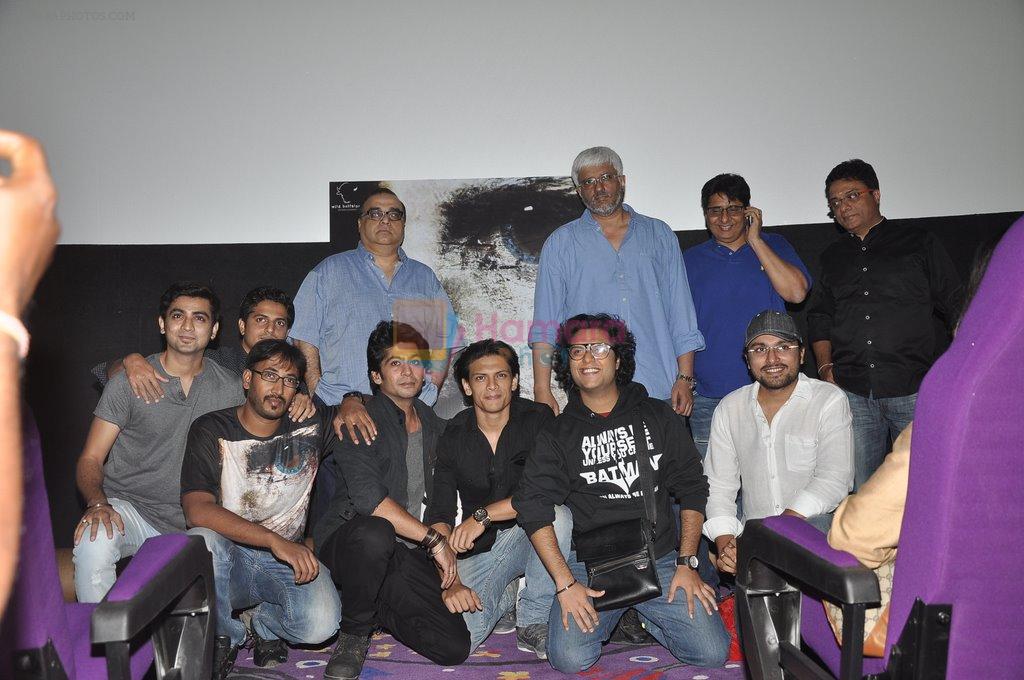 RajKumar Santoshi, Vashu Bhagnani, Vikram Bhatt at Happy Journey film launch in Sunny Super Sound, Mumbai on 3rd April 2014