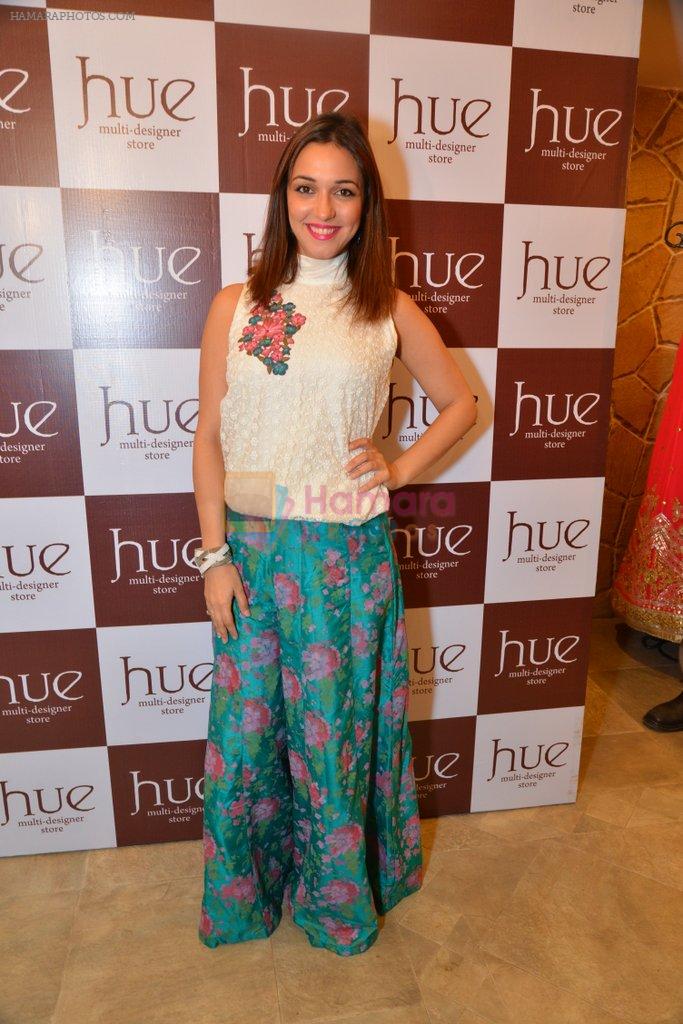 Nauheed Cyrusi at Hue Spring Summer Collection launch by designer Tamanna Punjabi Kapoor in Mumbai on 4th April 2014