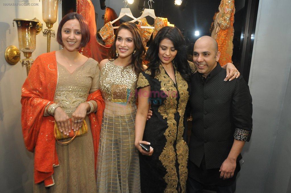 Ishita Arun,Rashmi Nigam, Anjana Sukhani  at Mayur Girotra store opening in Bandra, Mumbai on 18th April 2014