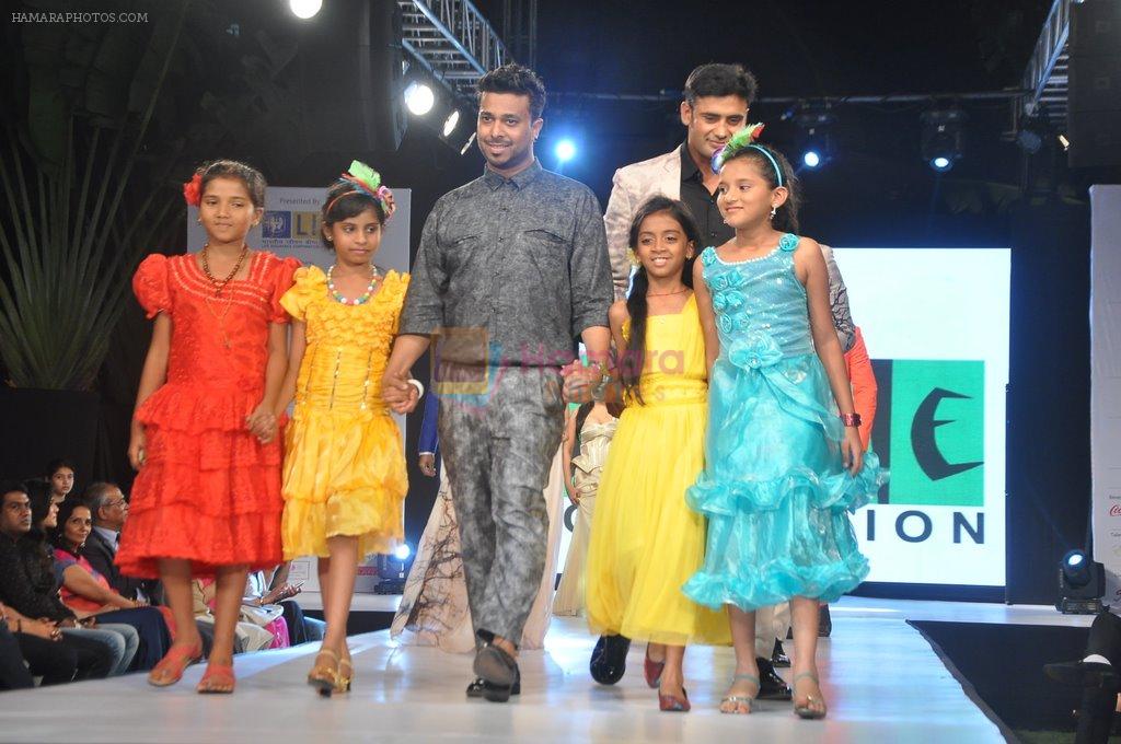 Sangram Singh walks for Sonakshi Raaj at Save Girl Child show in ITC Parel, Mumbai on 19th April 2014