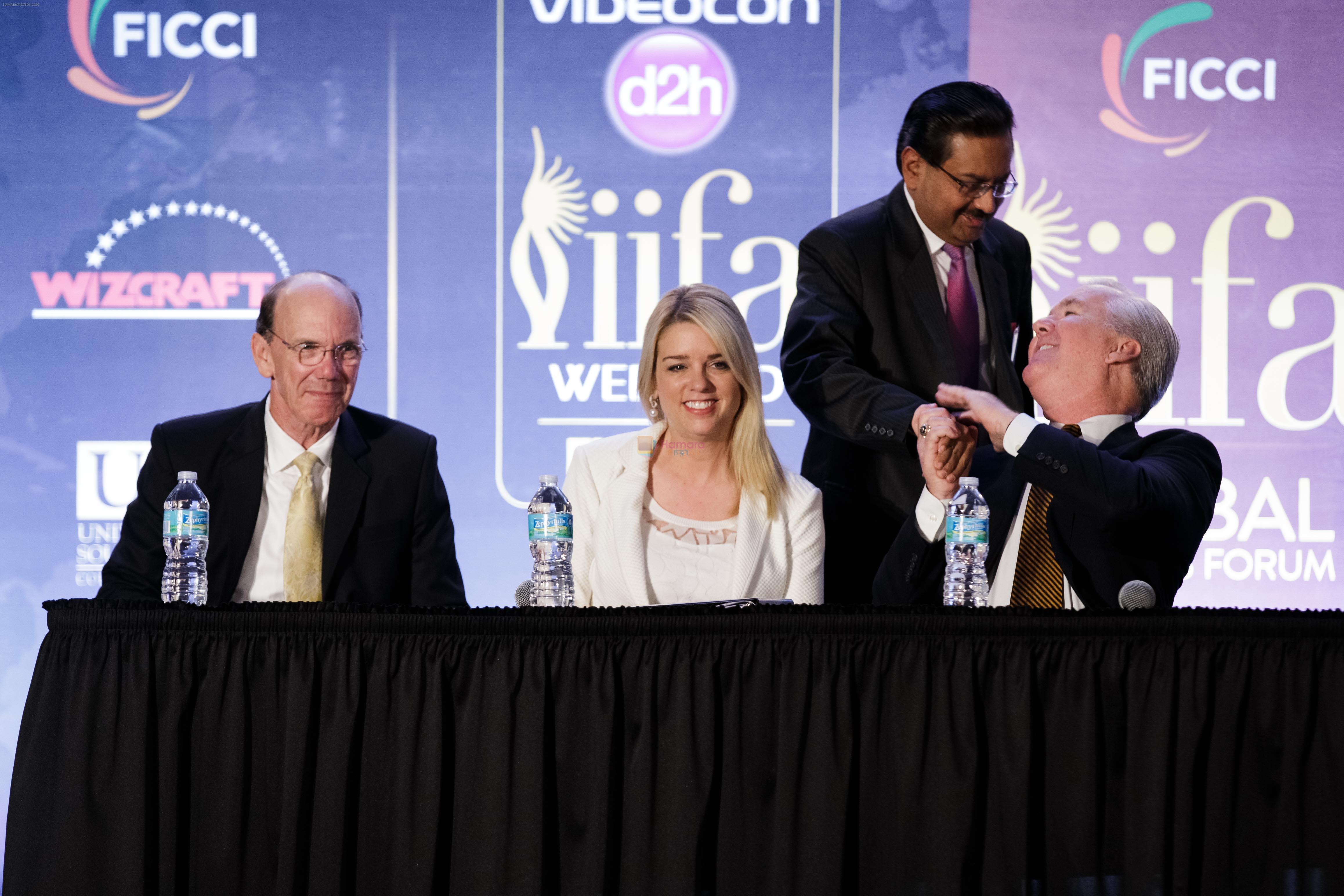 at Inauguration with Anil Kapoor in Tampa Convention Center on 24th April 2014