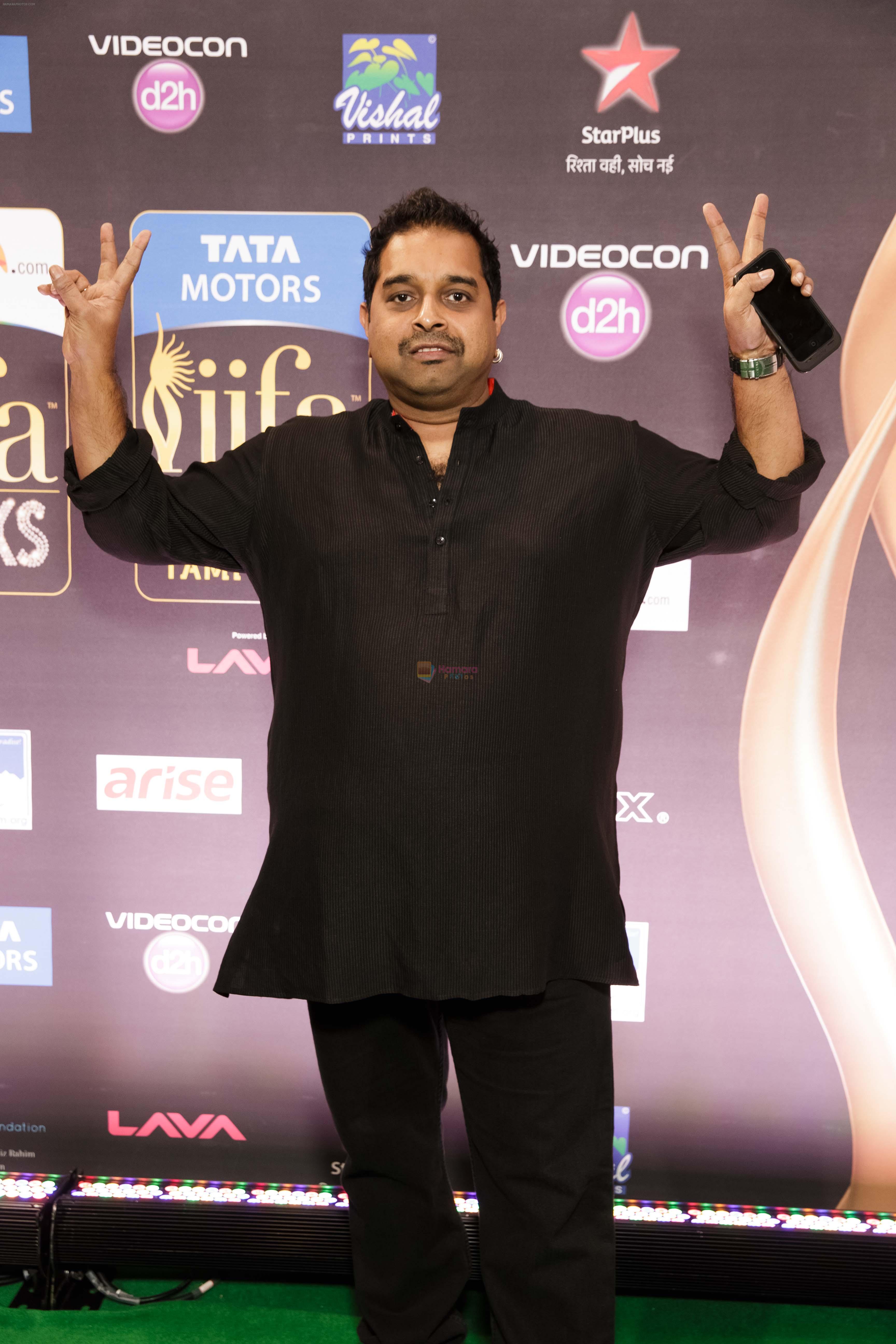 Shankar Mahadevan at IIFA ROCKS Green Carpet in Tampa Convention Center on 24th April 2014