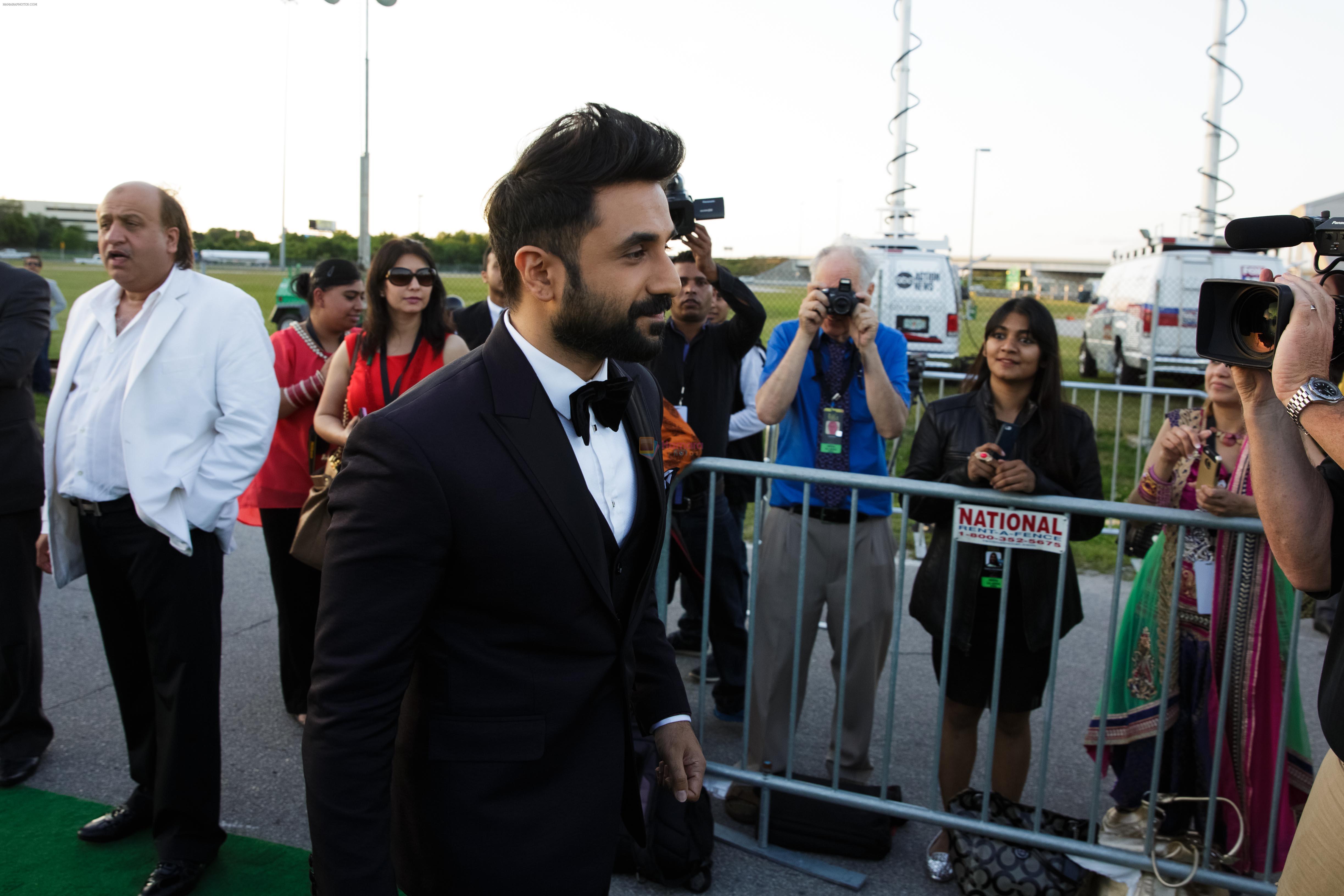 Vir Das at IIFA Magic of the Movies Green Carpet in Mid Florida Credit Union Amphitheater on 25th April 2014