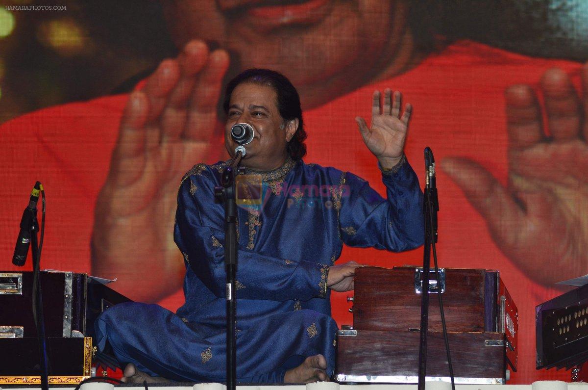Anup jalota pays tribute to Sri Sathya Sai Baba in Mumbai on 27th April 2014