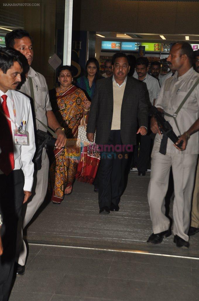 Narayan Rane snapped with family at airport in Mumbai on 30th April 2014