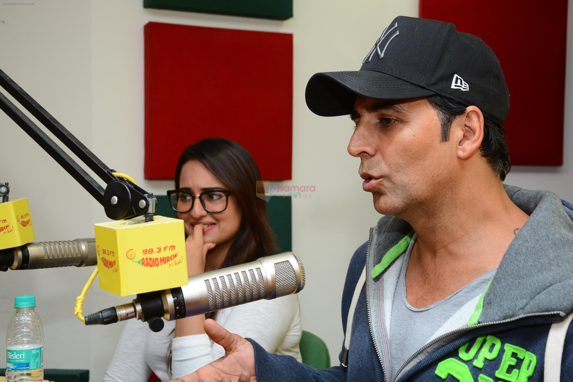 Akshay Kumar and Sonakshi Sinha at Radio Mirchi Mumbai Studio for promotion of Holiday