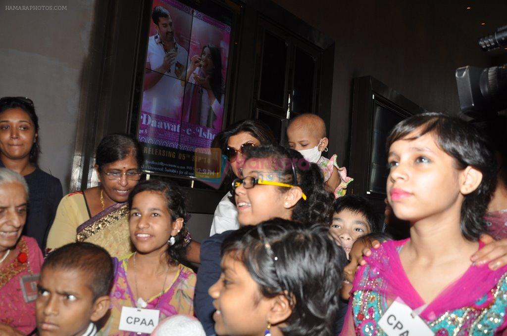 Sushmita Sen spends time with kids in PVR, Mumbai on 22nd May 2014