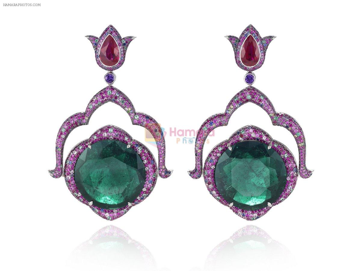 Red_Carpet_Collection_earrings_849241-1002