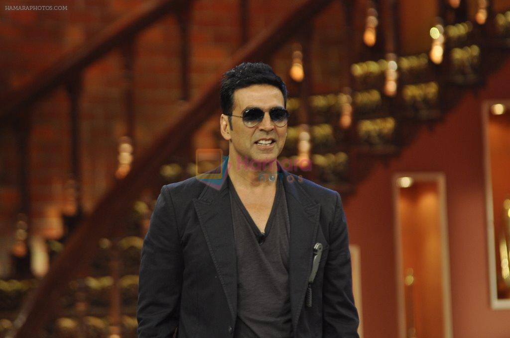 Akshay Kumar on the sets of Comedy Nights with Kapil in Mumbai on 23rd May  2014 / Akshay Kumar - Bollywood Photos
