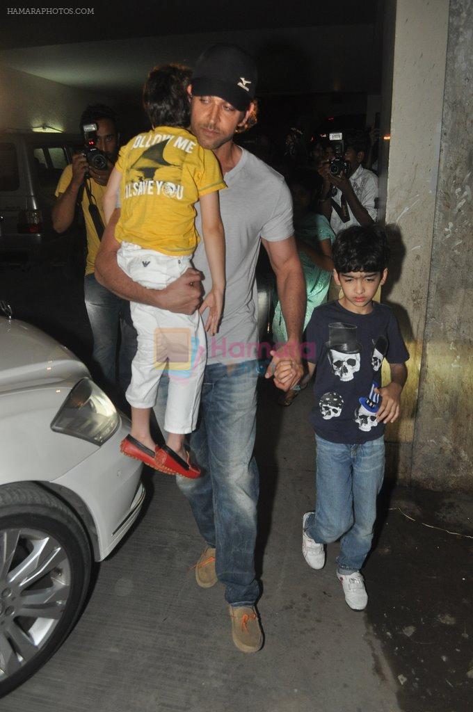 Hrithik Roshan with Kids at X Men screening in Light Box, Mumbai on 23rd May 2014