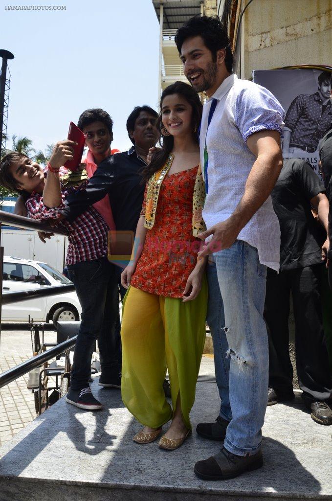 Alia Bhatt, Varun Dhawan at the First look launch of Humpty Sharma Ki Dulhania in Mumbai on 26th May 2014