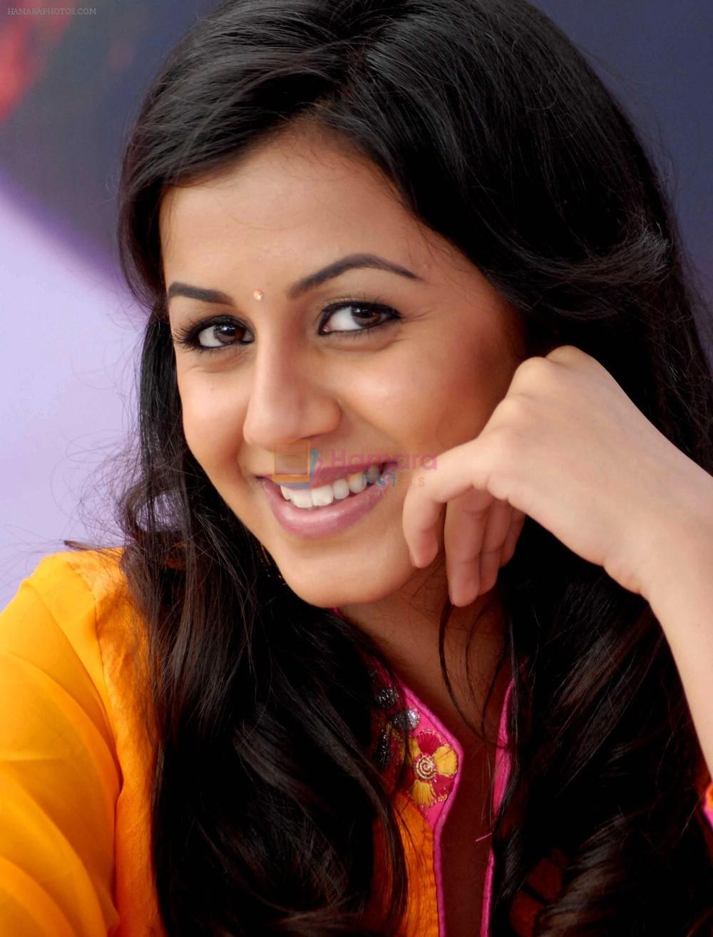 Nikki Galrani Actress Photos Stills Gallery