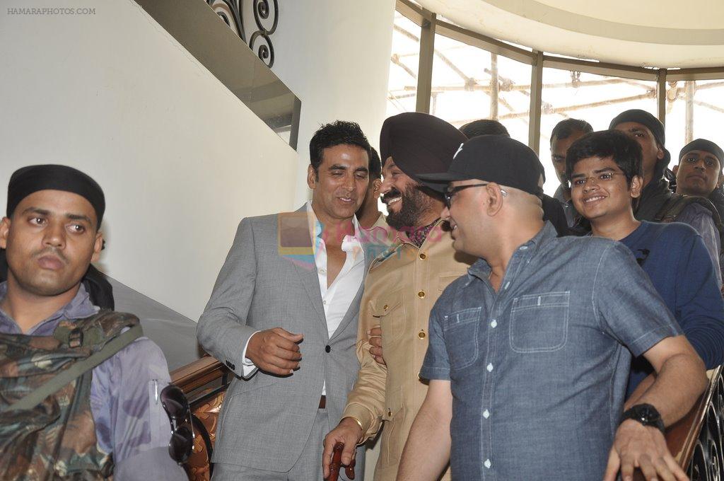 Akshay Kumar at Holiday promotions in The Club, Mumbai on 4th June 2014