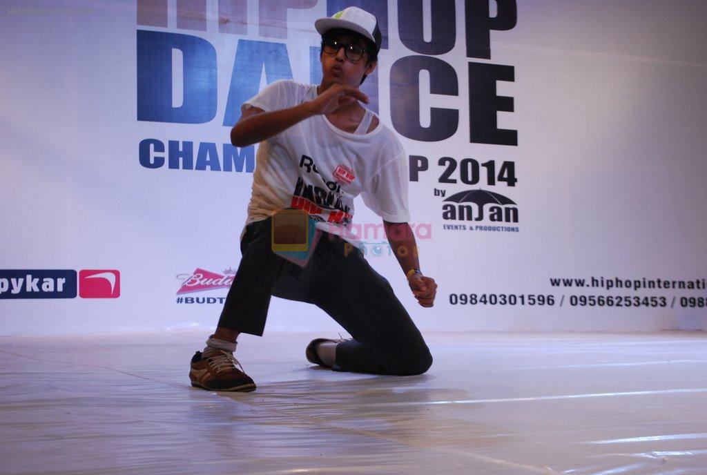 Hip Hop Indian dance competition in Inorbit Mall, Mumbai on 9th June ...