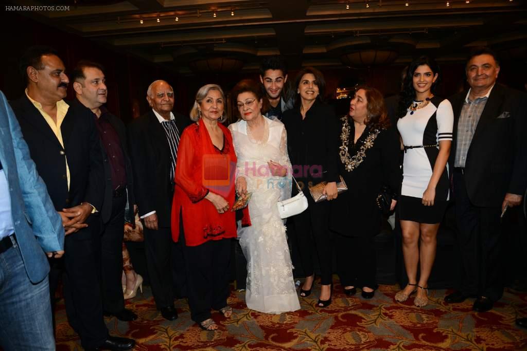 Deeksha Seth, Armaan Jain, Neetu Singh, Rishi Kapoor, Randhir Kapoor at the Audio release of Lekar Hum Deewana Dil in Mumbai on 12th June 2014
