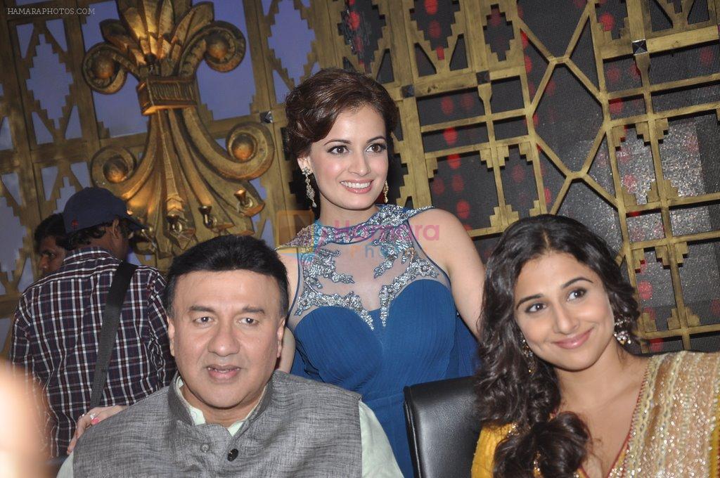Vidya Balan, Dia Mirza, Anu Malik promote Bobby Jasoos on the sets of Entertainment Ke Liye Kuch Bhi Karega in Yashraj, Mumbai on 12th June 2014