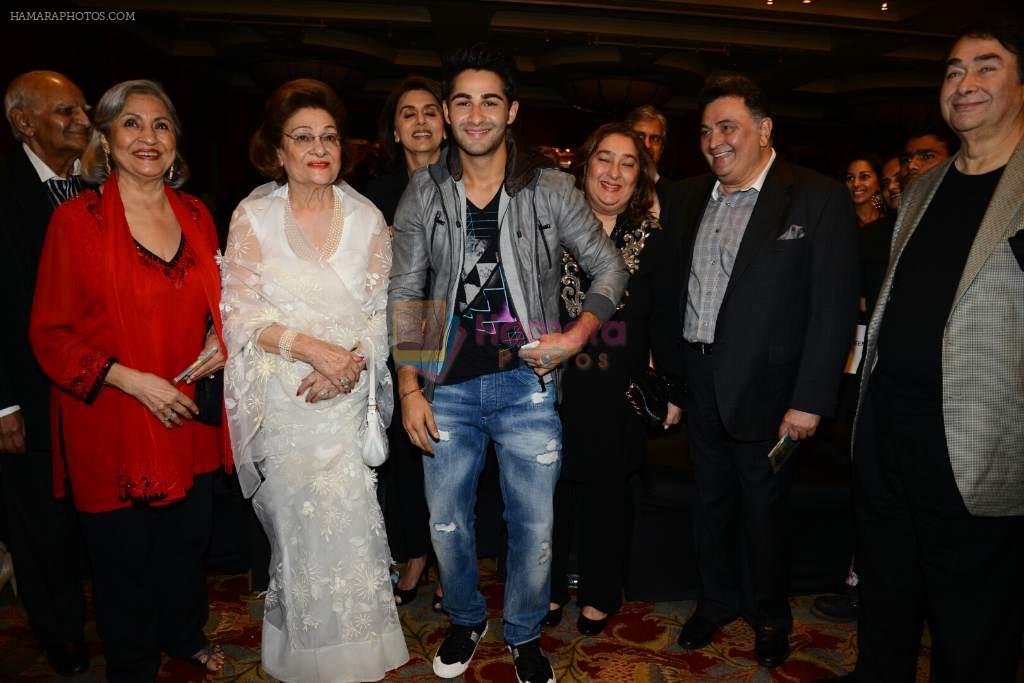 Deeksha Seth, Armaan Jain, Neetu Singh, Rishi Kapoor, Randhir Kapoor at the Audio release of Lekar Hum Deewana Dil in Mumbai on 12th June 2014