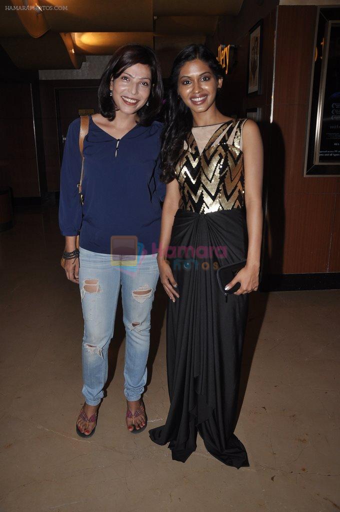 Shilpa Shukla, Anjali Patil at With You Without You premiere in PVR, Mumbai on 19th June 2014