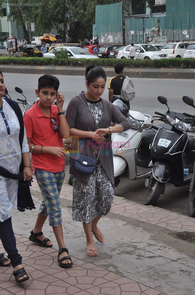 Yami Gautam snapped in Mumbai on 22nd June 2014
