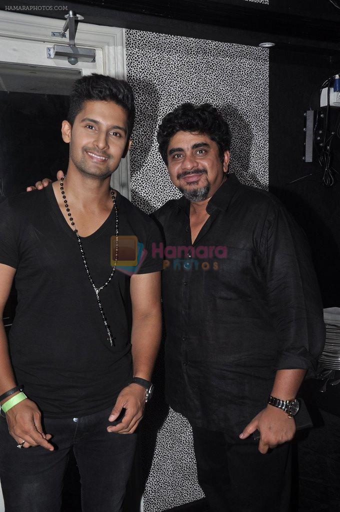 Ravi Dubey Rajan Shahi at Vivian Dsena's birthday party in Villa 69, Mumbai on 28th June 2014