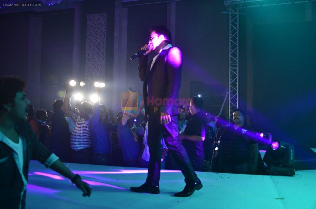 Mika Singh at Gitanjali Bollywood night in Palladium, Mumbai on 19th July 2014