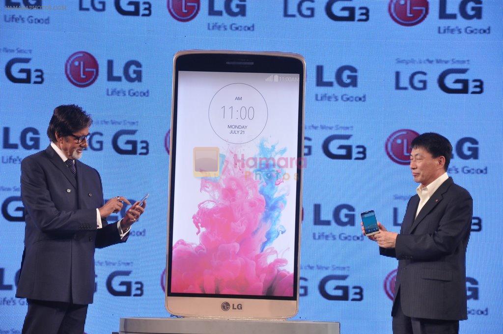 Amitabh Bachchan at lg mobile launch in Mumbai on 21st July 2014